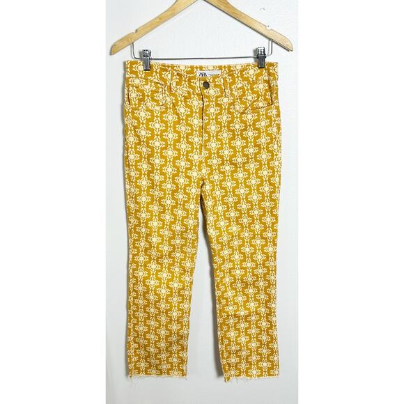 Zara The Dreed Yellow Printed Jeans Women's sz 6 - Picture 2 of 9
